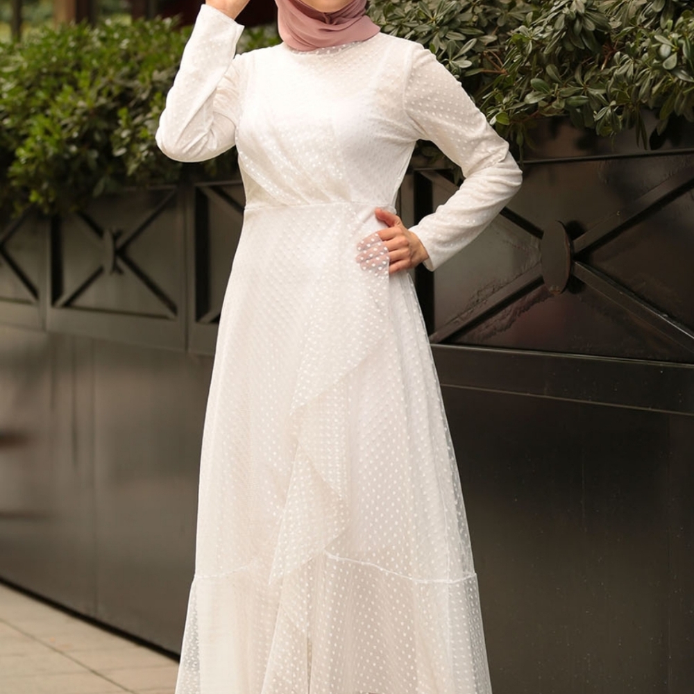Elegant White Maxi Hijab Dress